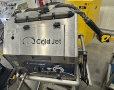 Cold Jet Dry Ice Blasting & Cleaning Machine