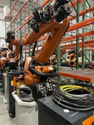 Kuka 6-Axis Robot KR180 - 3