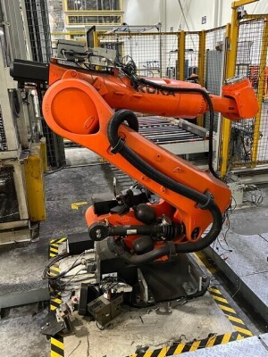 Kuka 6-Axis Robot KR120 - 3